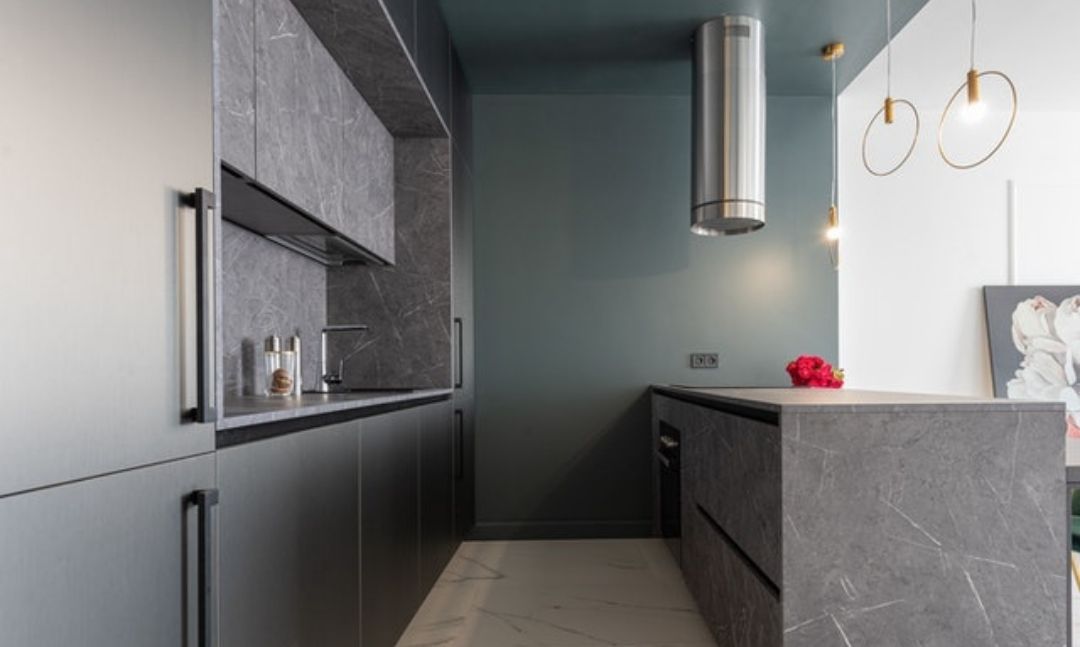 Dark soapstone countertops in a kitchen